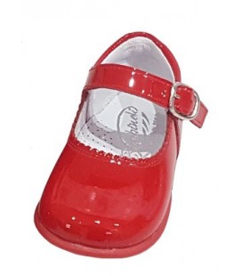 457 Zapato de niña en charol rojo