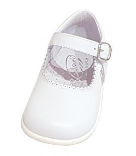 457 Girls shoes in leather white