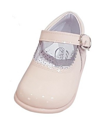 457 Girls shoes in patent pink